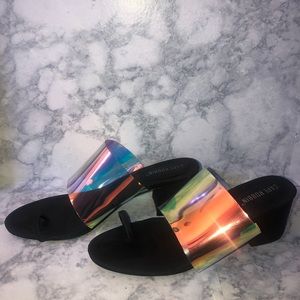 Holographic mules